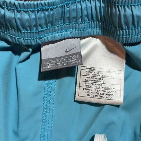 Nike Ladies Shorts  - Picture 5 of 5